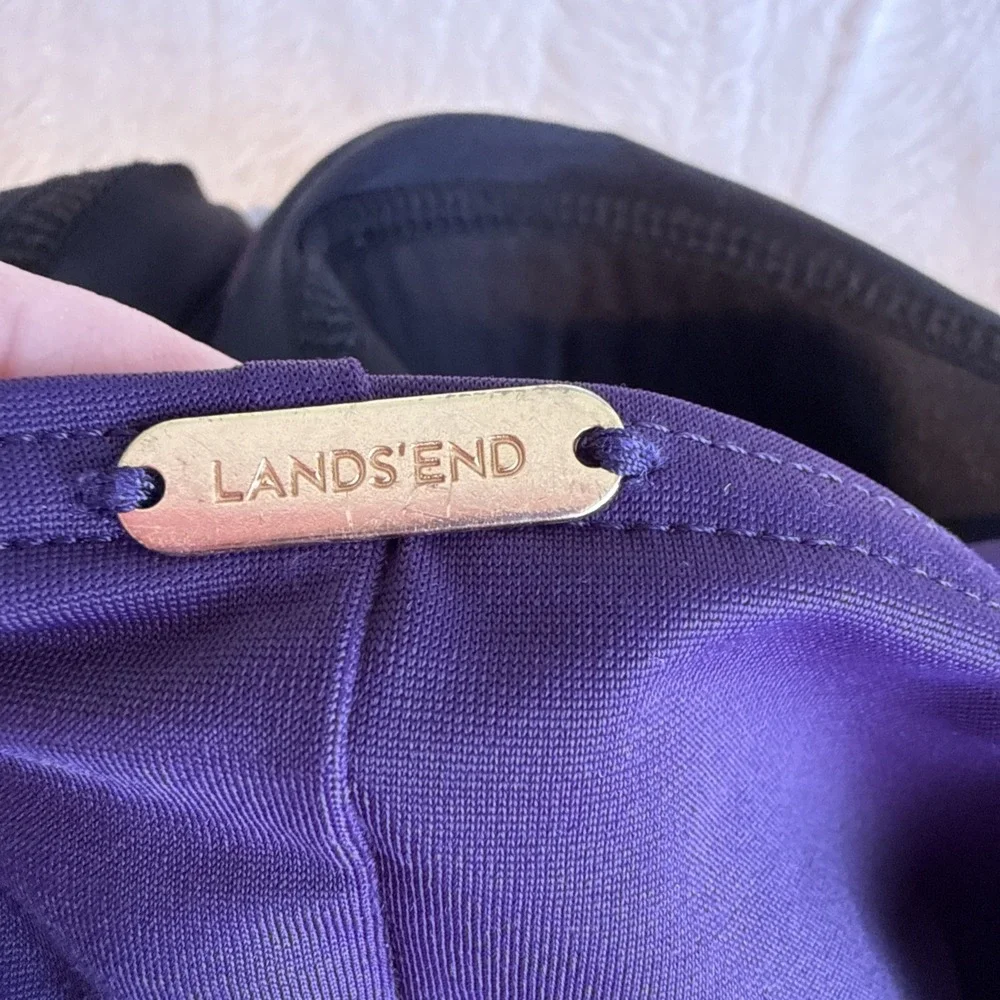 Lands End Swimsuit Women 18 DD Purple Slimming One Piece Built In Bra Vacation